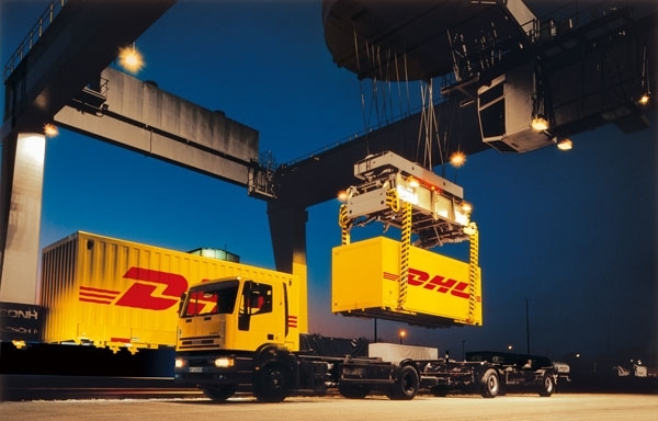 DHL Container-Verladung